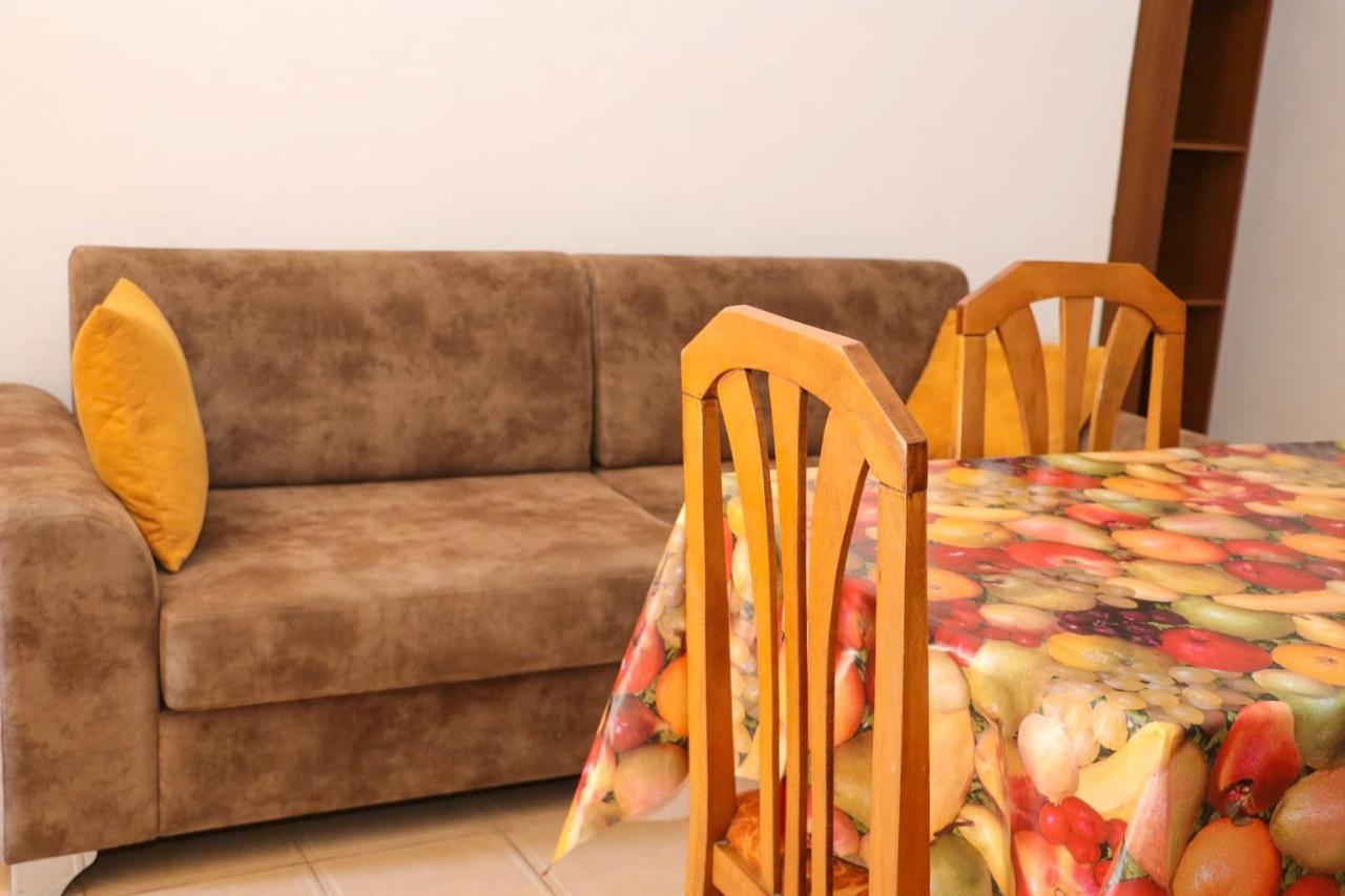 Apartment Celaj Velipojë Buitenkant foto
