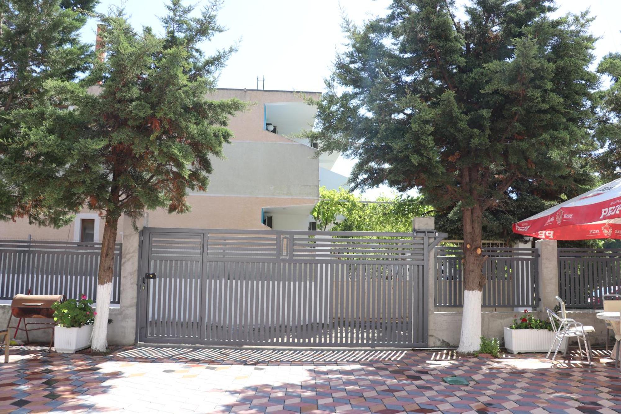 Apartment Celaj Velipojë Buitenkant foto